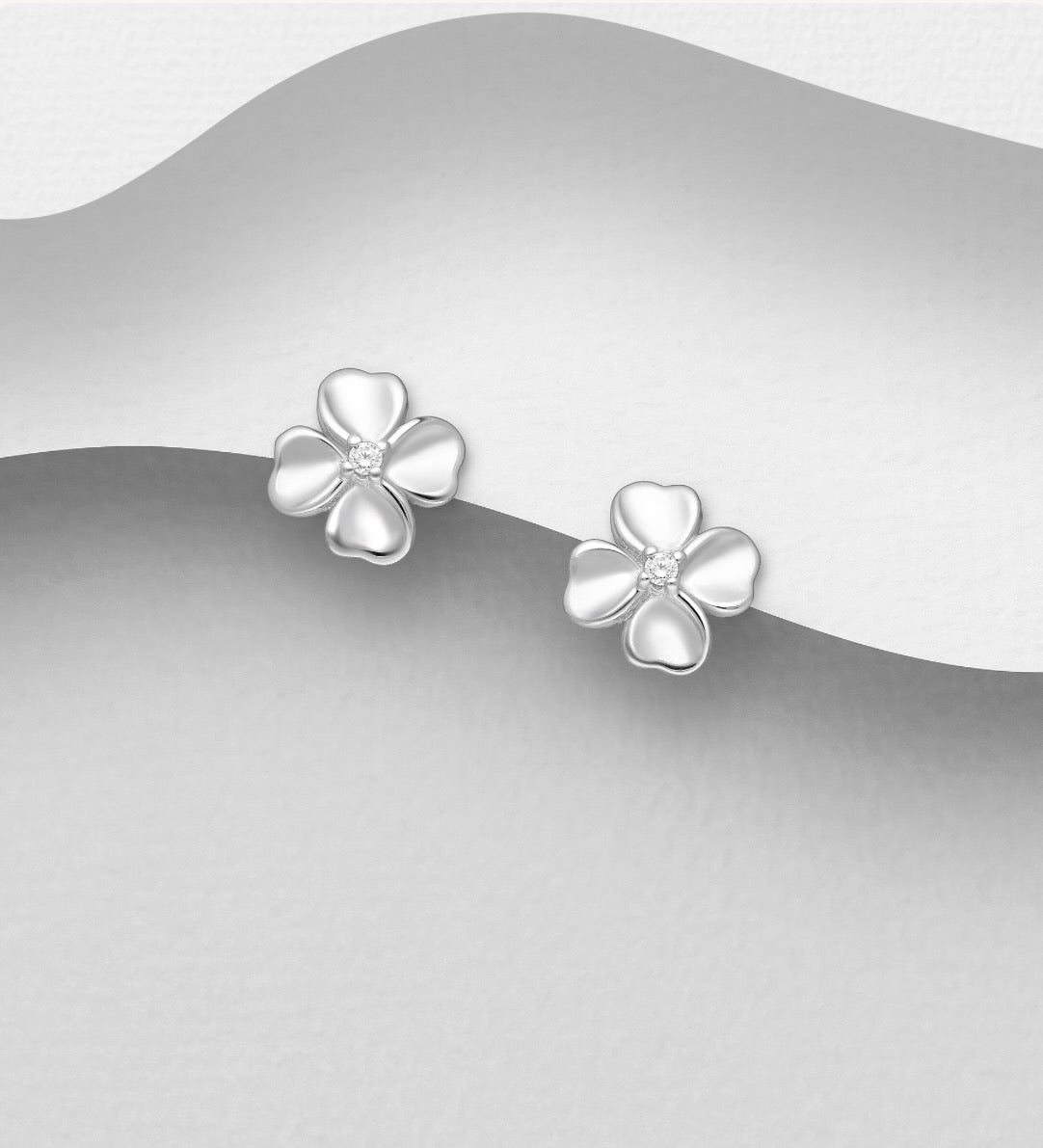 925 Sterling Silver Clover Push-Back Earrings