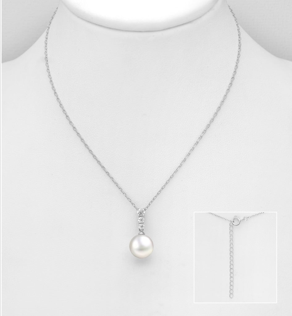 925 Sterling Silver Pearl Necklace
